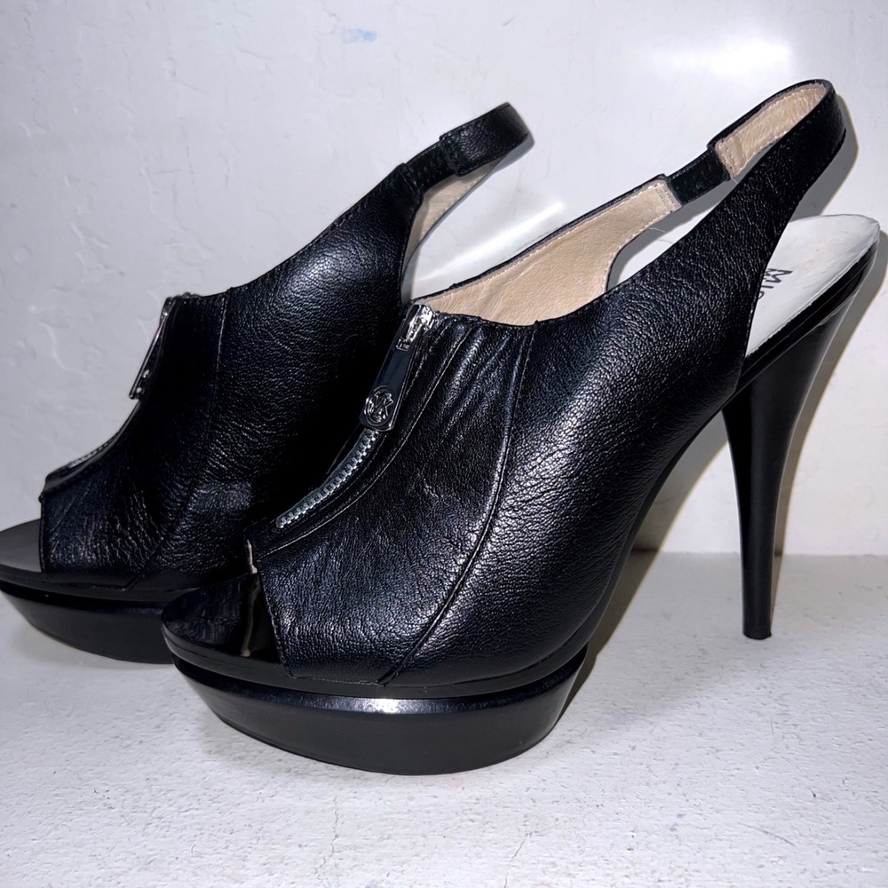 Michael Kors Black Leather Zipper Platform Slingback‎ Peep Toe Heels 9.5M RARE